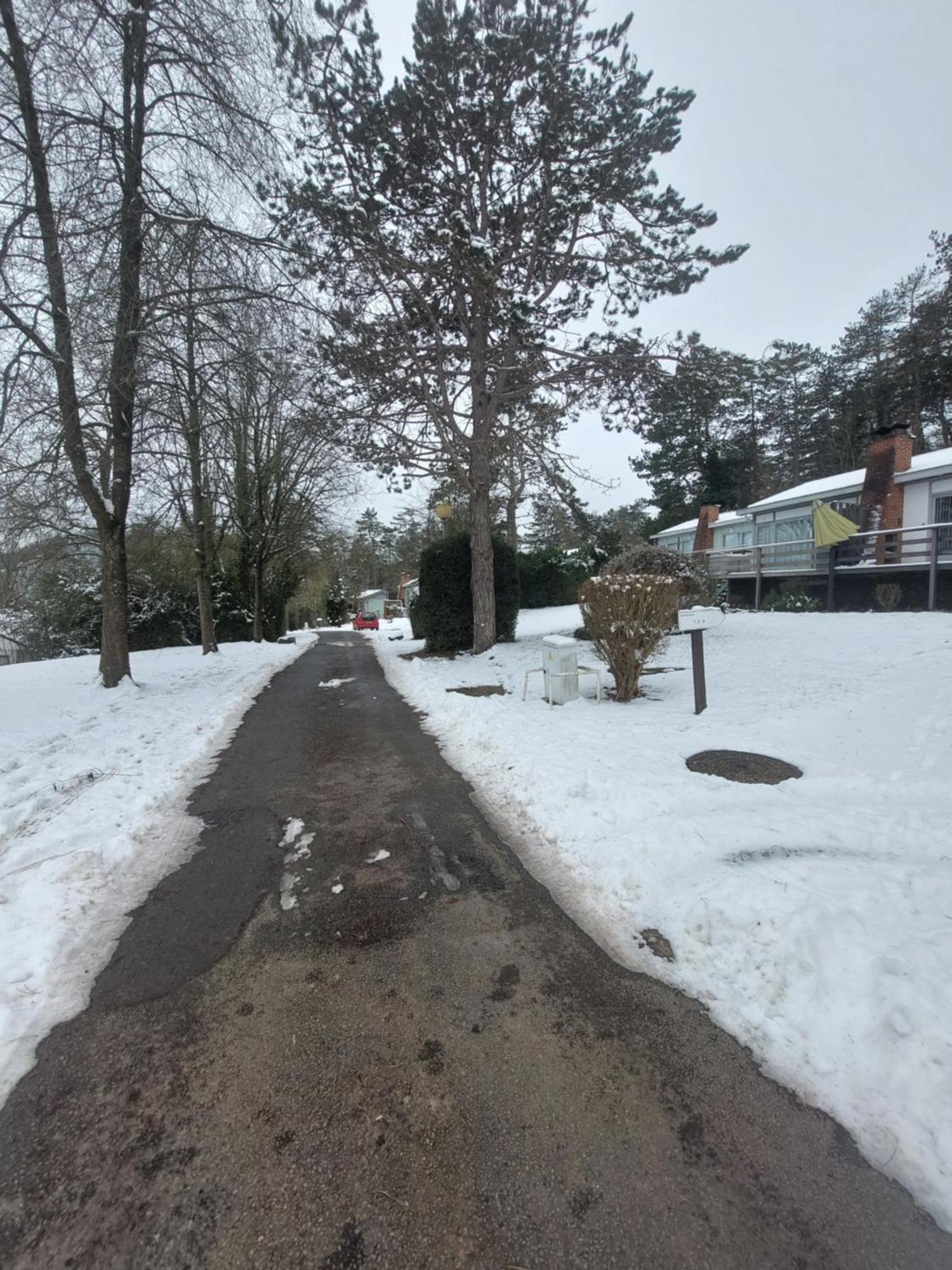 Le Petit Chalet - Bungalow Waulsort Kültér fotó